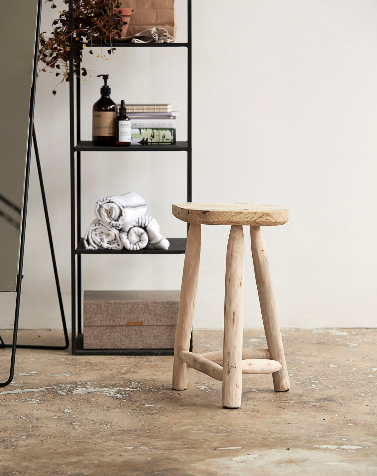 Pure Stool - Nature - Stable Home Garden