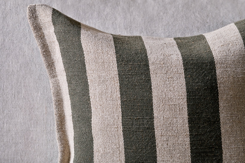Kobbari Jute & Cotton Cushion Cover - Moss Green