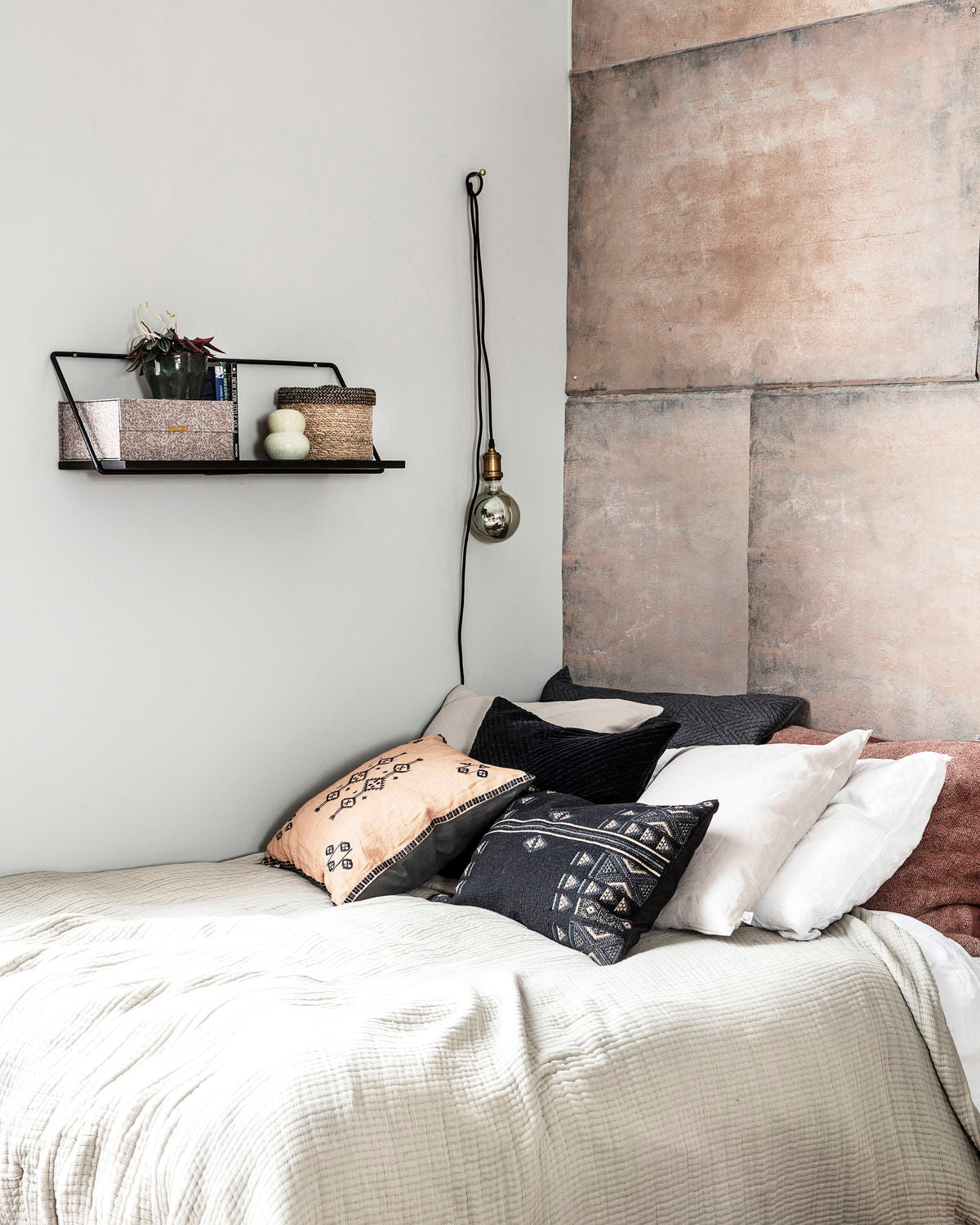 Wired shelf - Black - Stable Home Garden