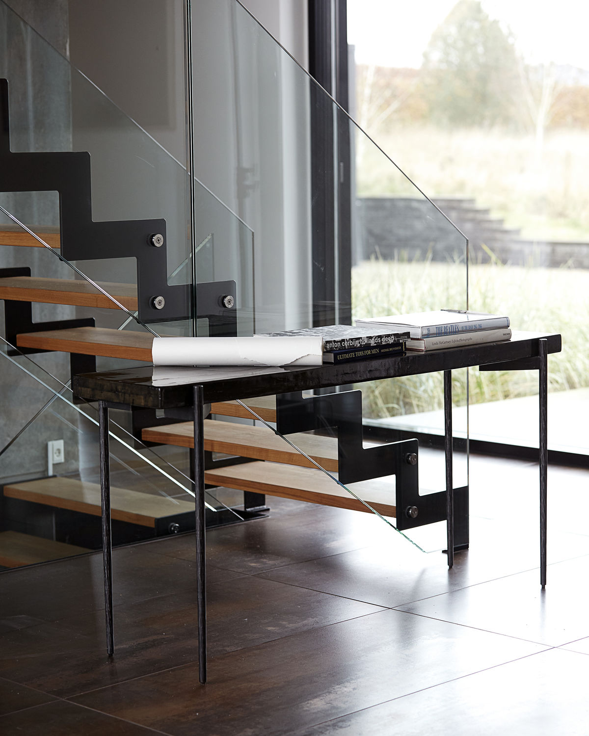Close console table - Stable Home Garden
